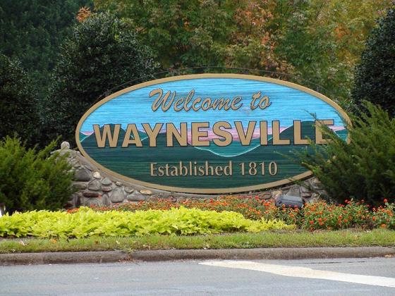 4661077-Welcome_to_Waynesville-Waynesville